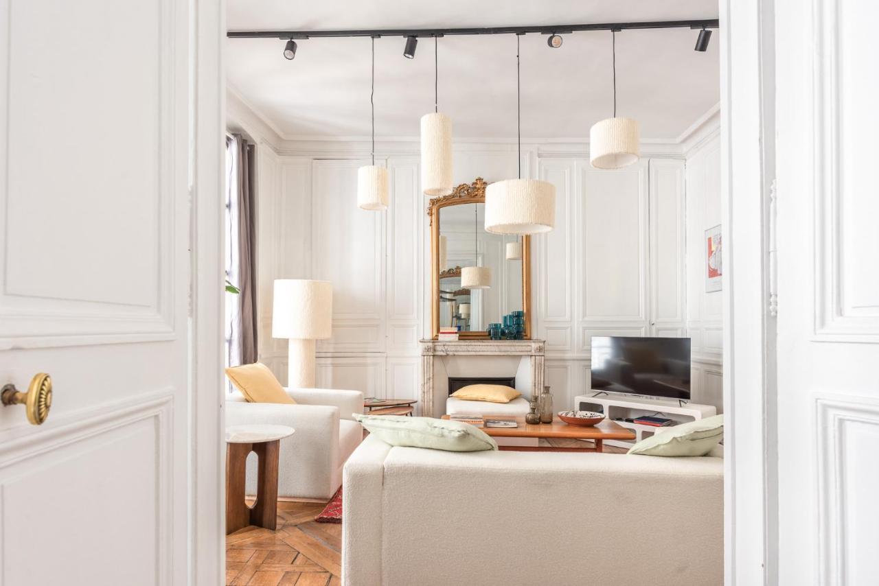 Apartamento Outstanding Parisian Flat In Heart Of Paris Center Exterior foto