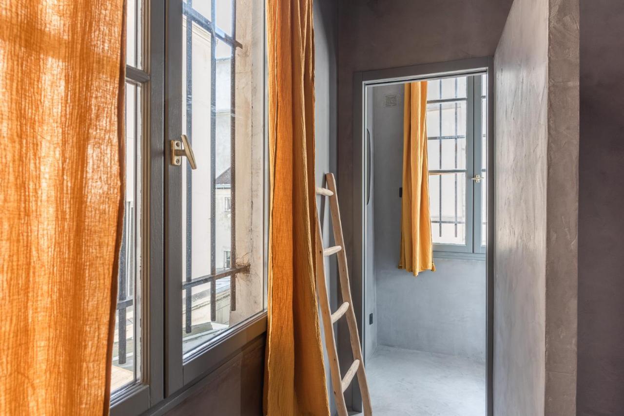 Apartamento Outstanding Parisian Flat In Heart Of Paris Center Exterior foto